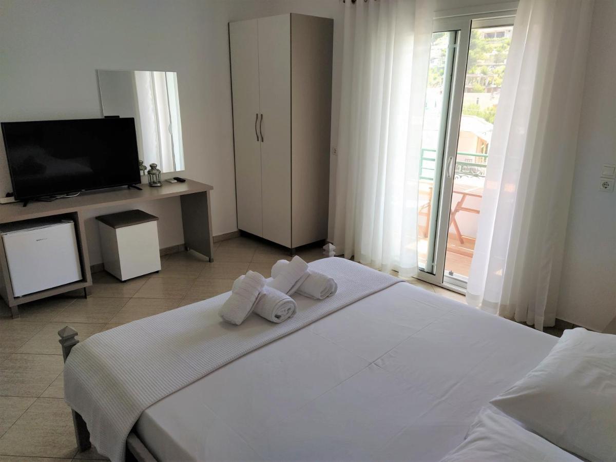 Meto Rooms Sarandë Esterno foto