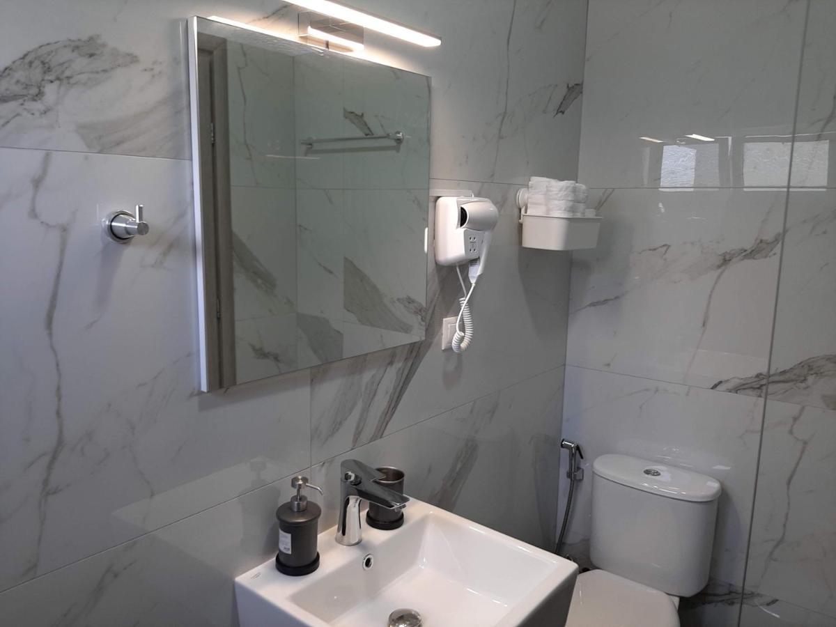Meto Rooms Sarandë Esterno foto