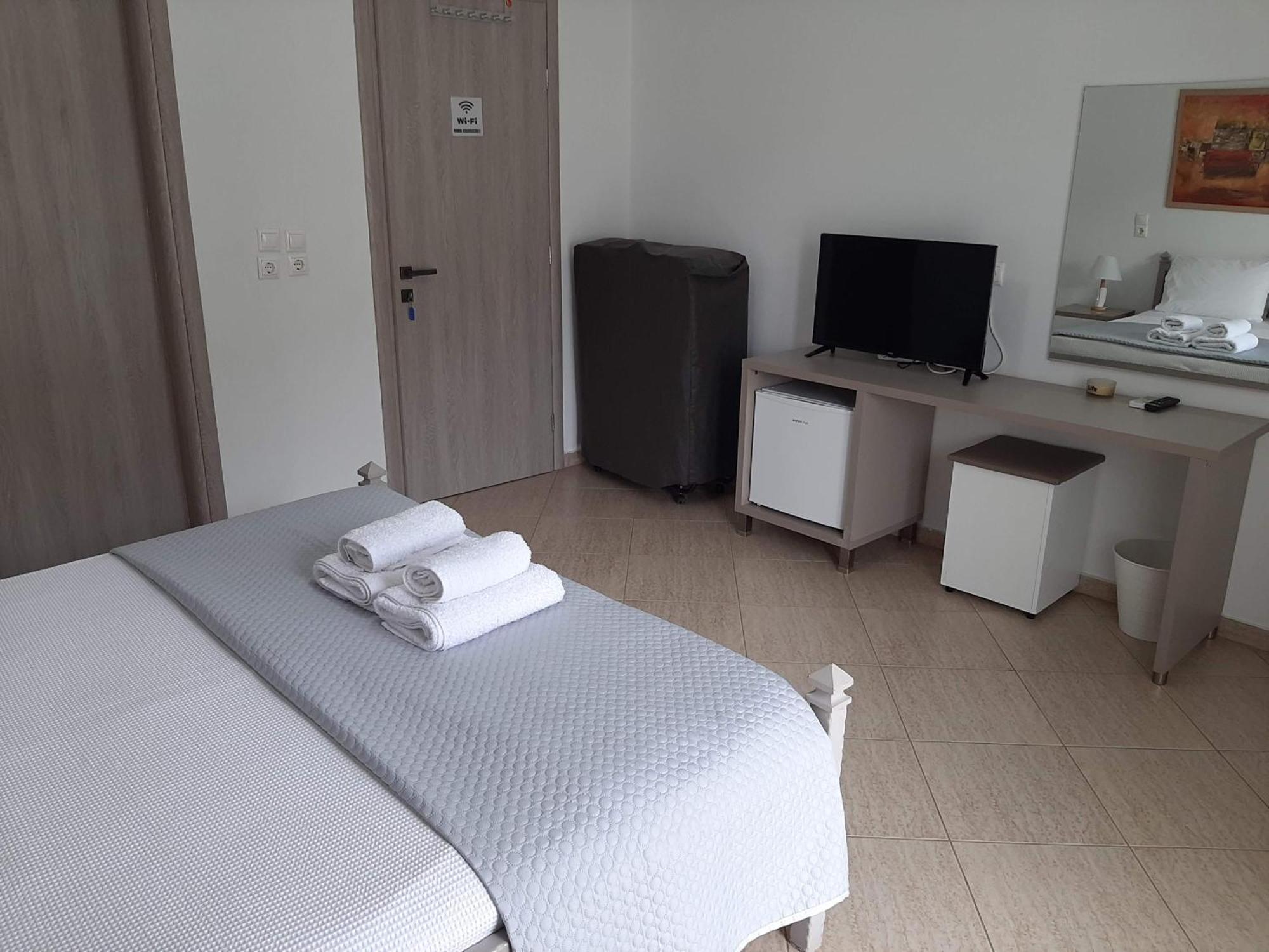 Meto Rooms Sarandë Esterno foto