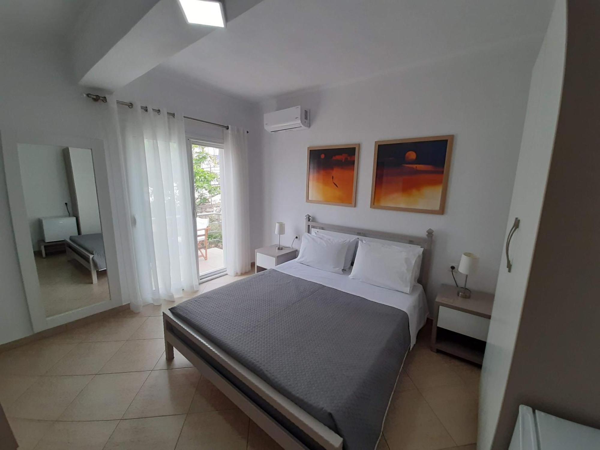 Meto Rooms Sarandë Esterno foto