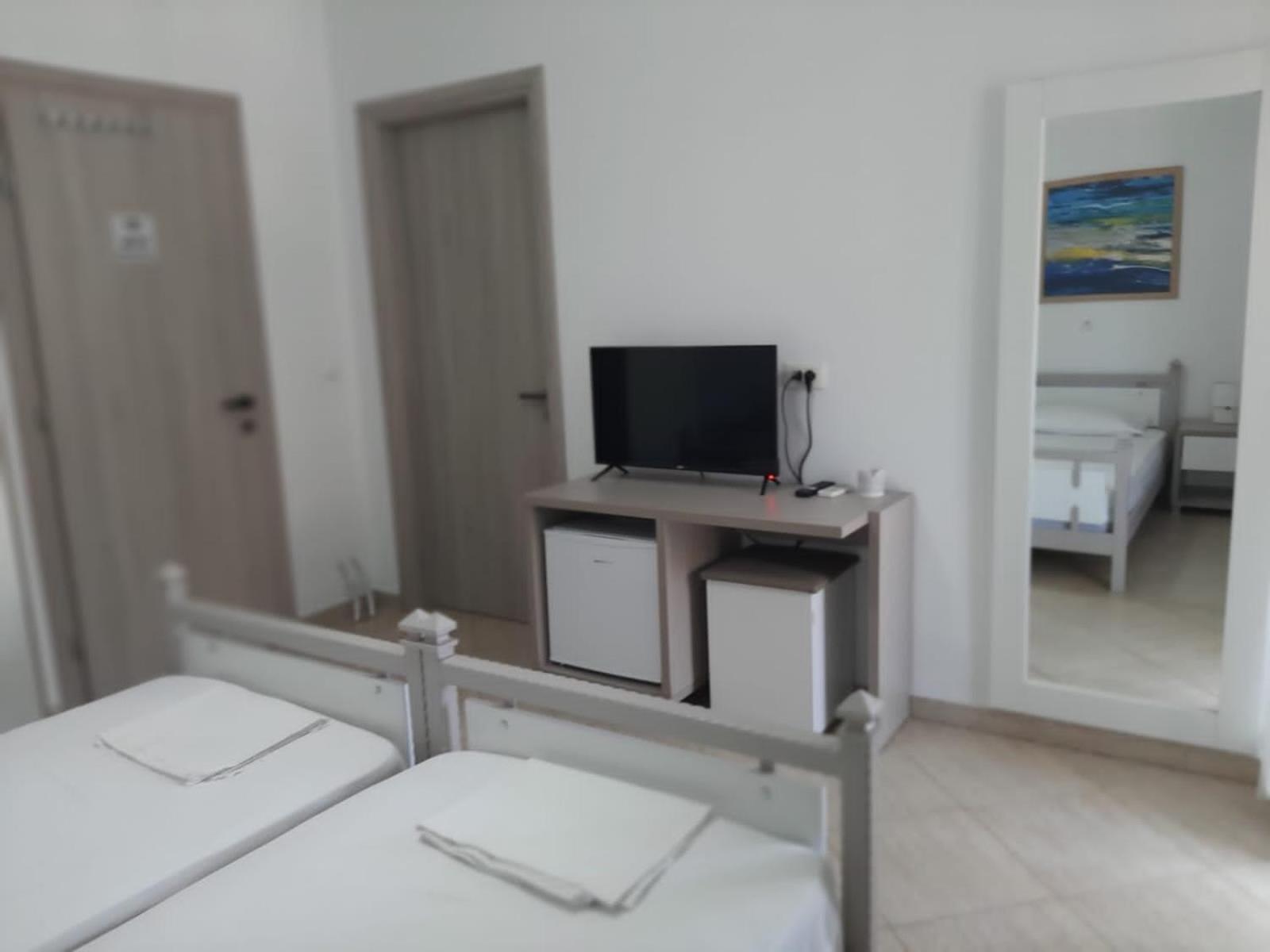 Meto Rooms Sarandë Esterno foto