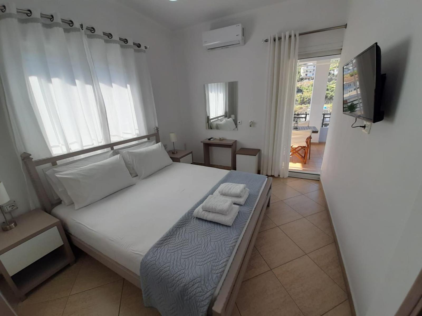 Meto Rooms Sarandë Esterno foto